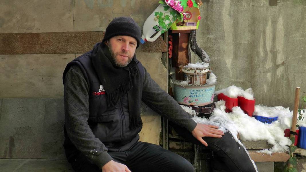 Polisi alarma geçiren cinayet ihbarındaki gerçek şaşkına çevirdi! Sinir krizi geçirip ortalığı birbirine kattı 6